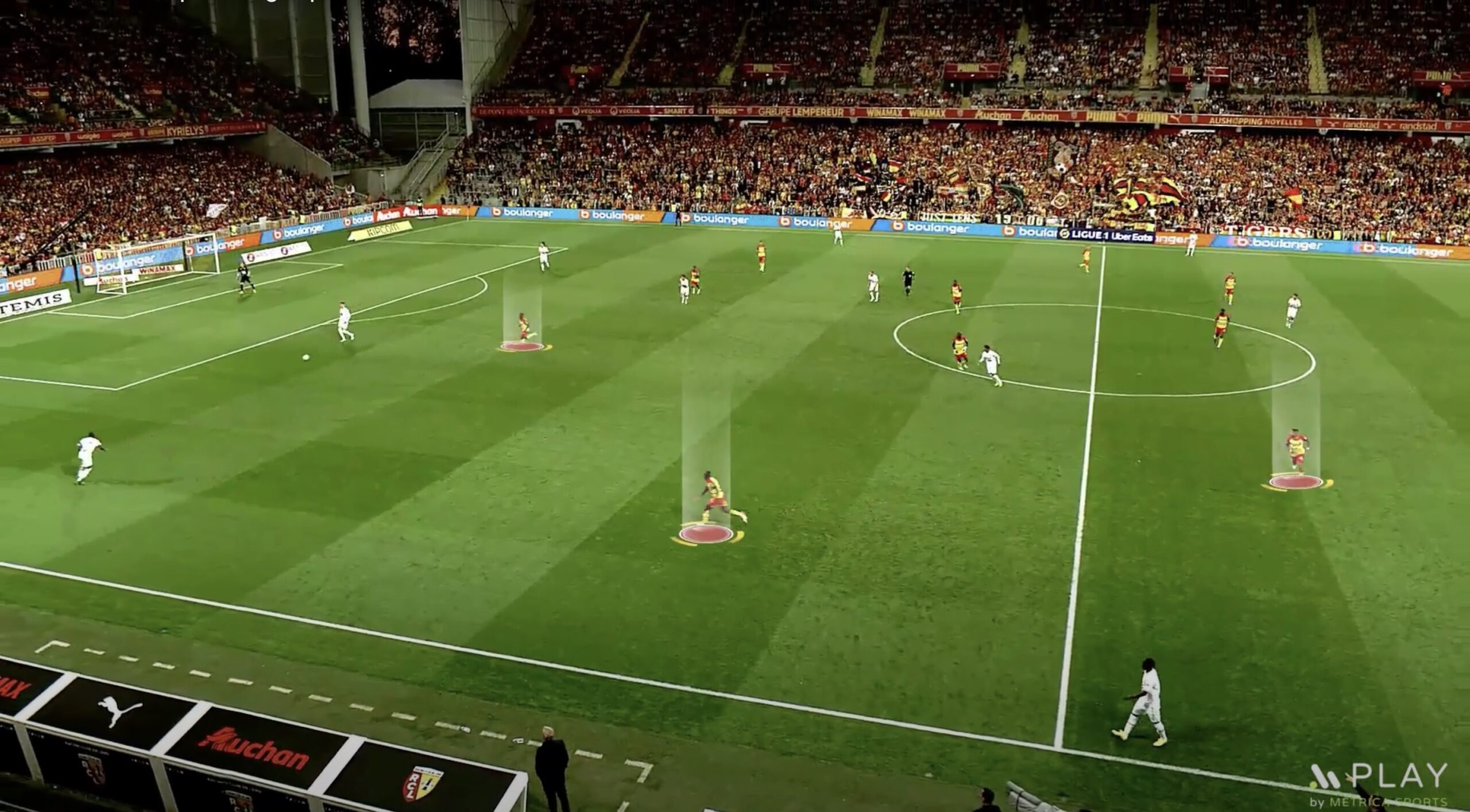 Winger wingback central back connections