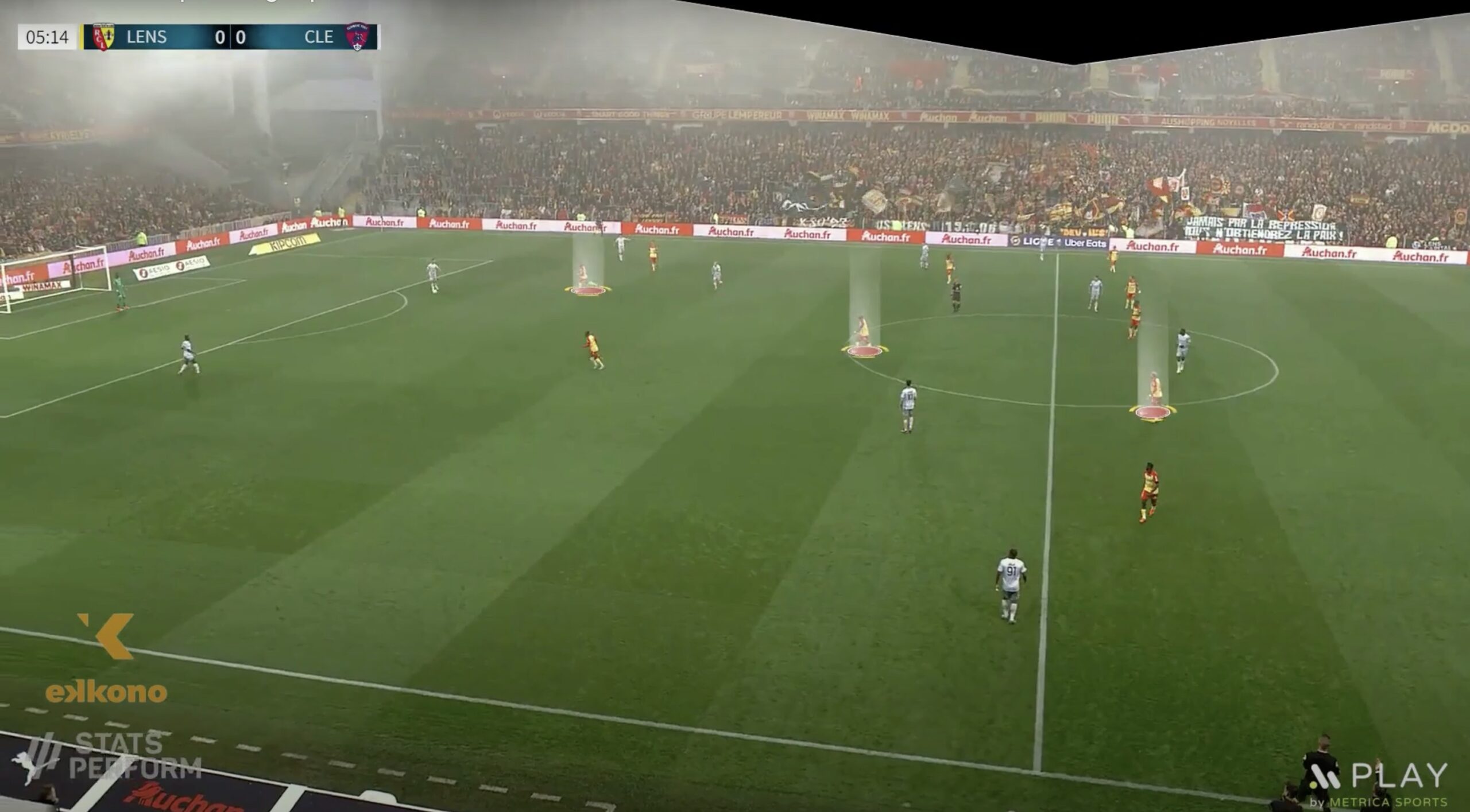 striker midfielder cb relations 3-4-3システムでのプレス方法